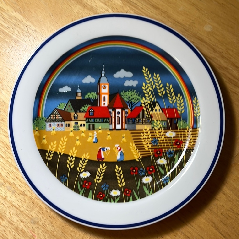 4/$40 Decorator plate, “Summer in Bavaria” Gloria Bayreuth